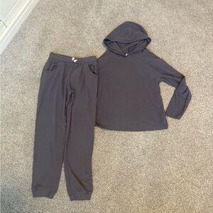 Cat & Jack Kids Charcoal Hoodie and Jogger Set. Super soft. Girl Large 10-12